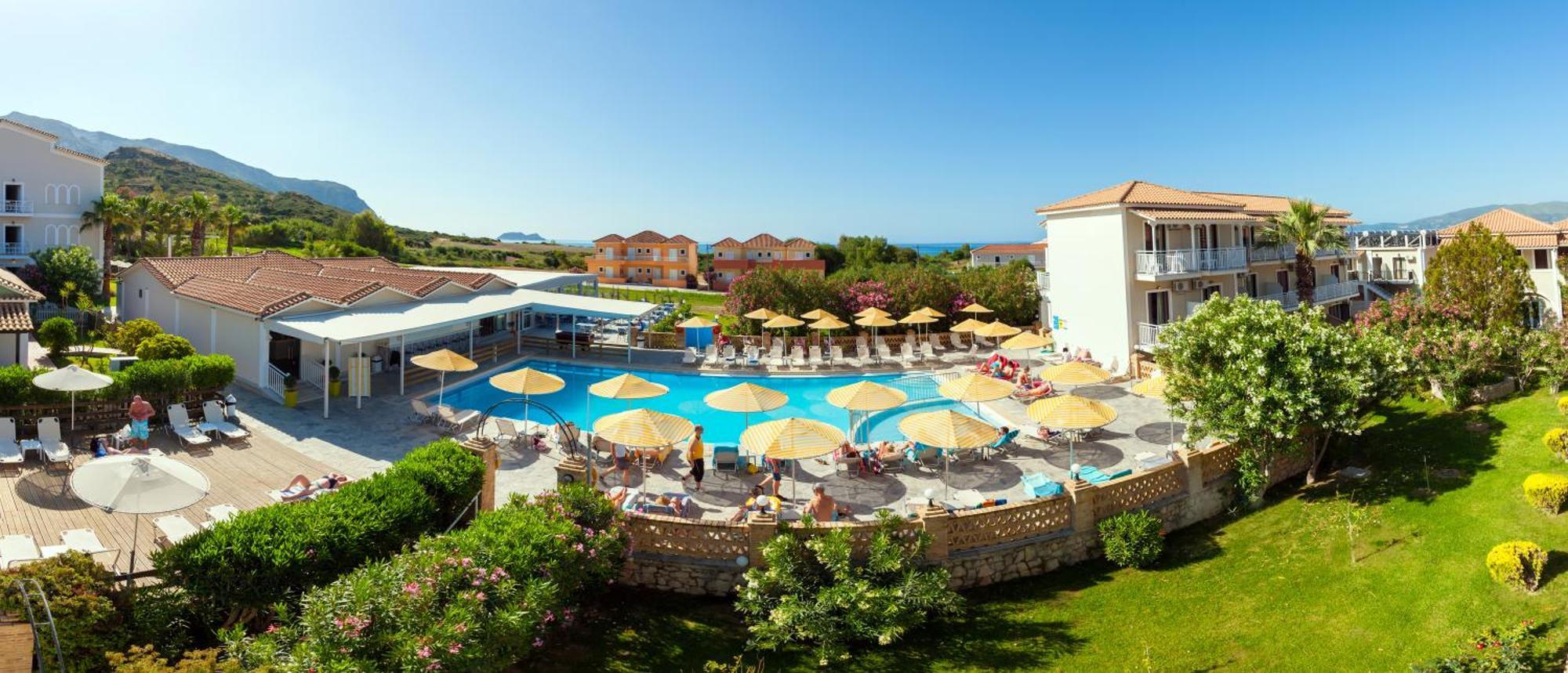 Cavo D'Oro All Inclusive Resort Kalamákion Exterior foto